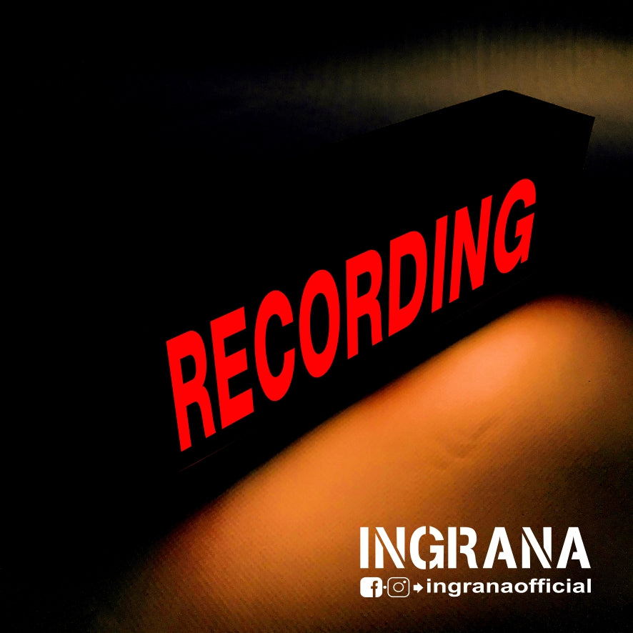 Insegna luminosa "RECORDING"